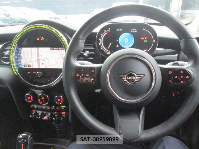 Bmw MINI 2024-04 6995672-28
