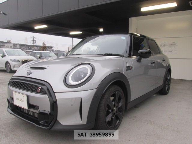 Bmw MINI 2024-04 6995672-3