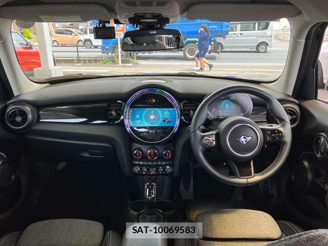 Bmw MINI 2021-06 7020903-1