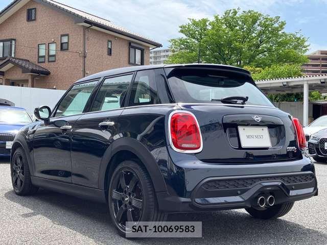 Bmw MINI 2021-06 7020903-2