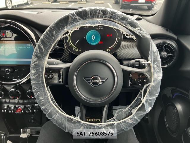 Bmw MINI 2023-07 7059598-18