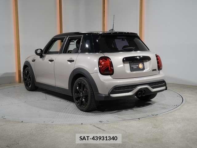 Bmw MINI 2024-04 7059591-9