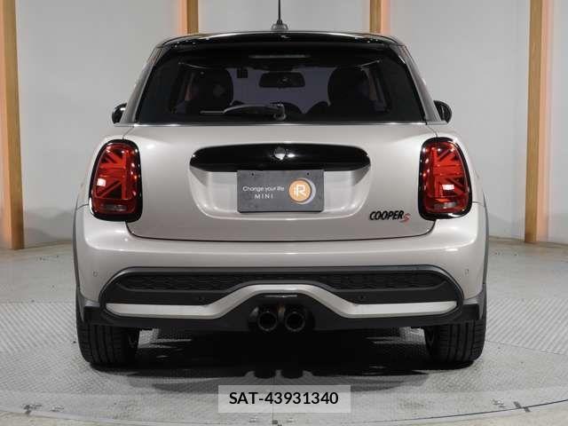 Bmw MINI 2024-04 7059591-8