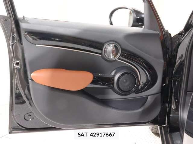 Bmw MINI 2022-06 7059589-13