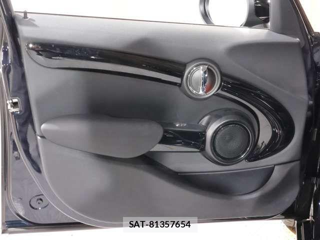 Bmw MINI 2020-12 7059593-13