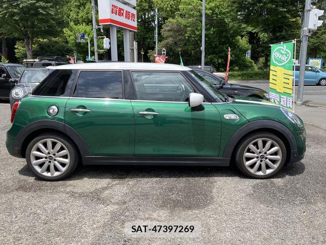 Bmw MINI 2021-08 7221835-1