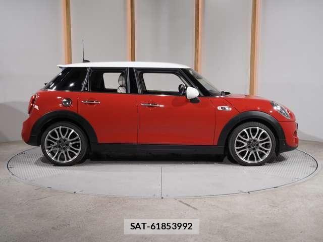 Bmw MINI 2018-11 7221834-22