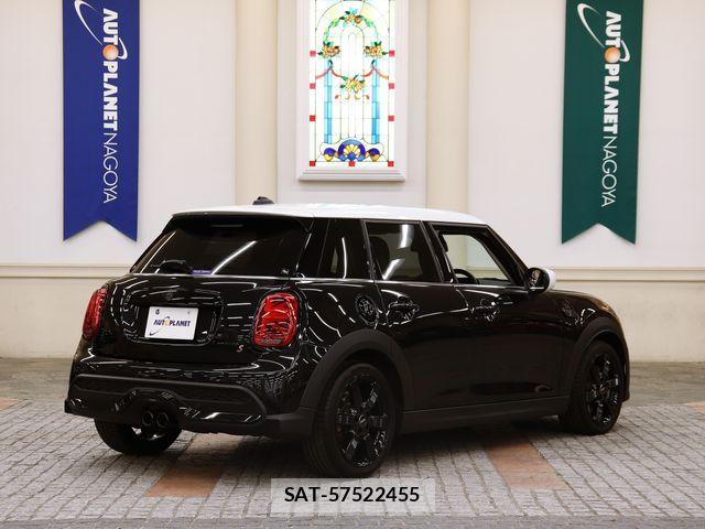 Bmw MINI 2022-09 7221838-2