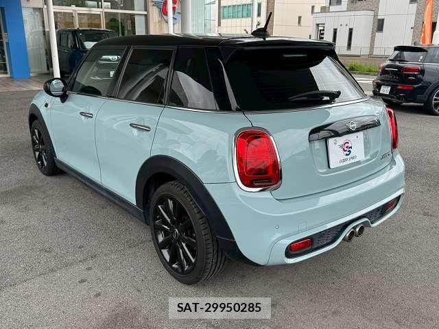 Bmw MINI 2019-03 7221833-14