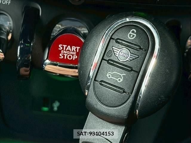 Bmw MINI 2020-06 7328417-16
