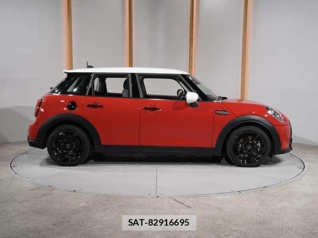 Bmw MINI 2022-04 7455817-22