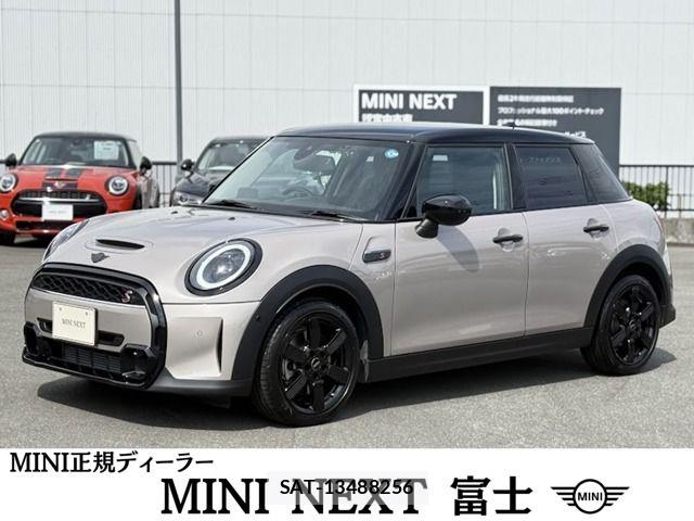 Bmw MINI 2023-03 7501558-0