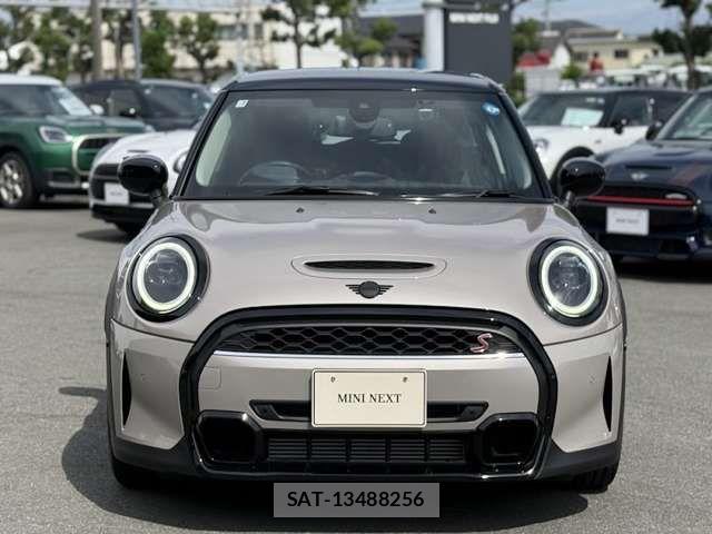 Bmw MINI 2023-03 7501558-11