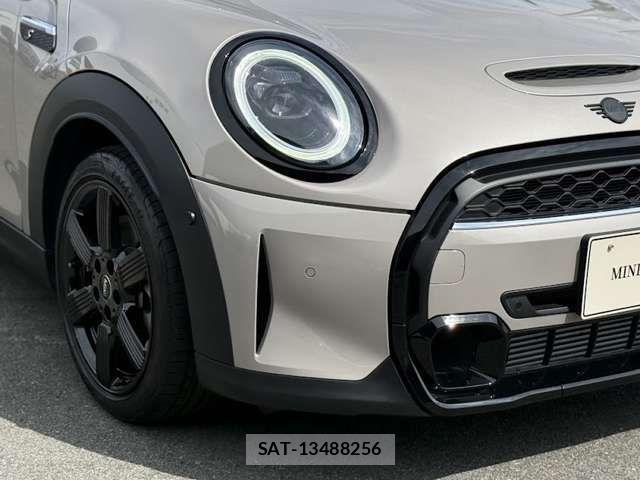 Bmw MINI 2023-03 7501558-12