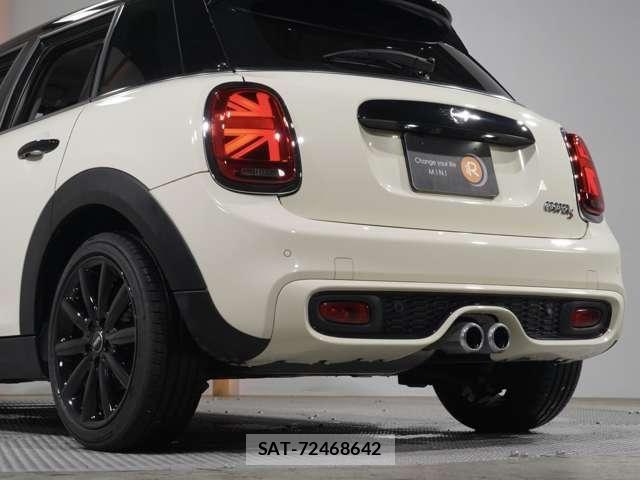 Bmw MINI 2022-03 7501560-25