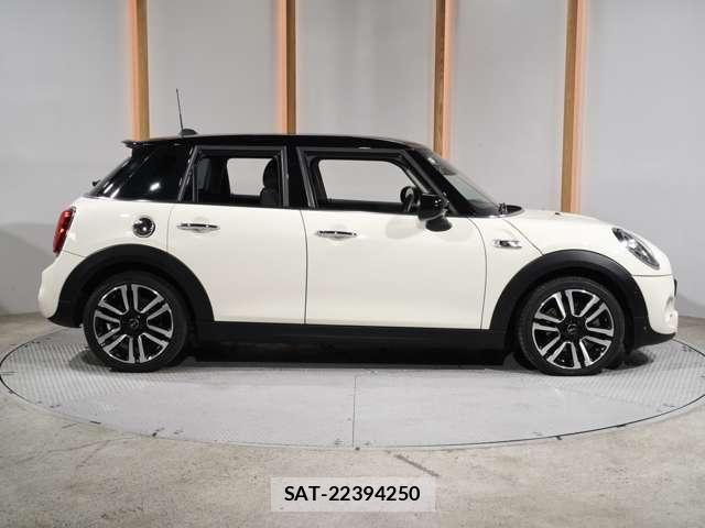 Bmw MINI 2020-09 7501561-22