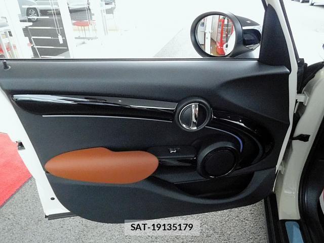 Bmw MINI 2022-03 7618118-22