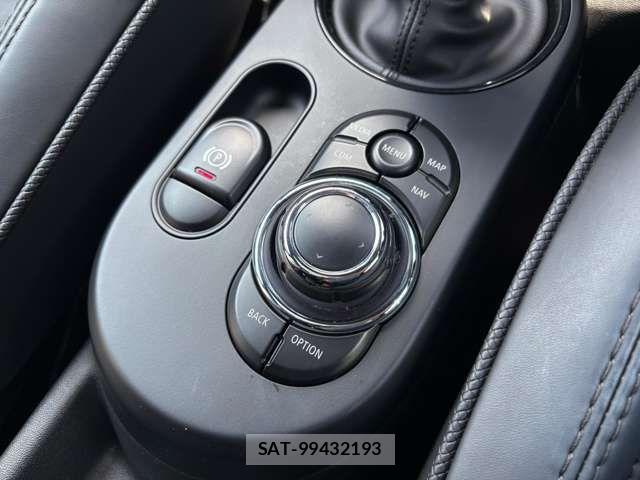 Bmw MINI 2021-11 7725760-16