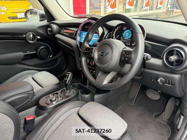Bmw MINI 2023-06 7787089-10