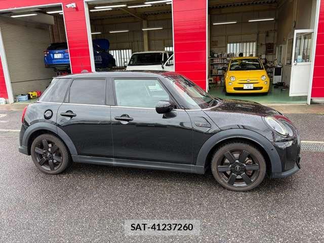 Bmw MINI 2023-06 7787089-6