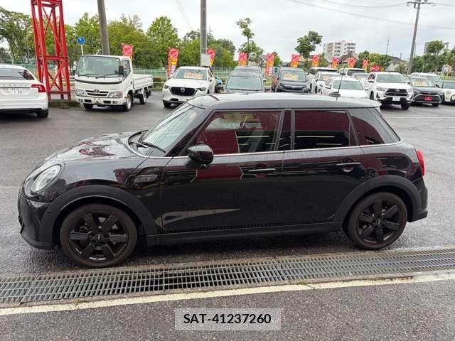 Bmw MINI 2023-06 7787089-7