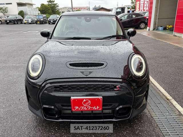 Bmw MINI 2023-06 7787089-8