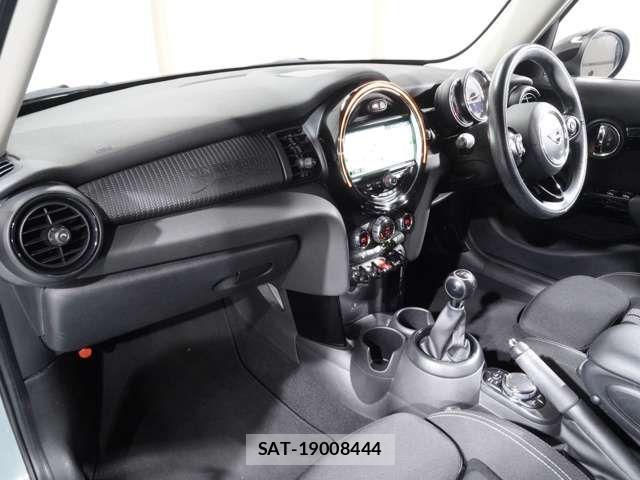 Bmw MINI 2019-06 7877814-12