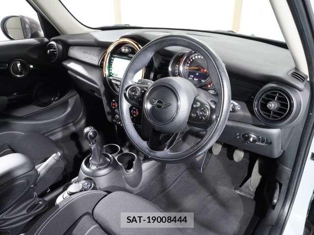 Bmw MINI 2019-06 7877814-13
