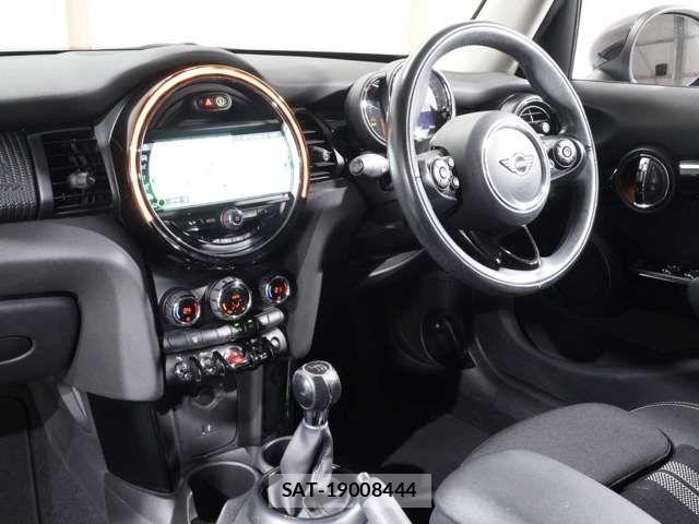 Bmw MINI 2019-06 7877814-15