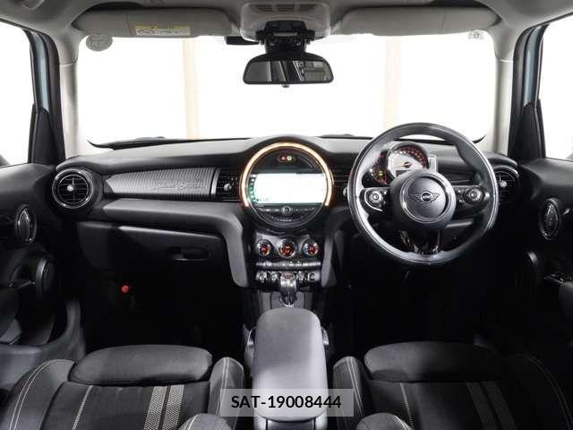 Bmw MINI 2019-06 7877814-2