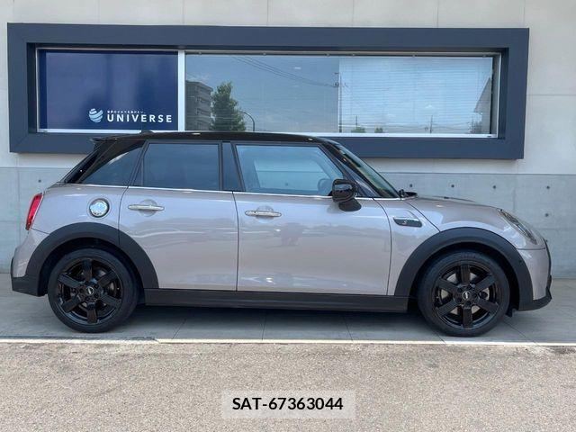 Bmw MINI 2022-05 7902986-14