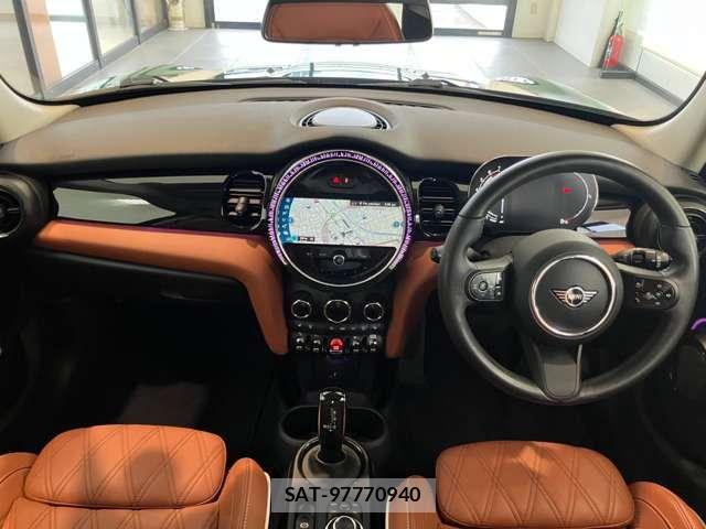 Bmw MINI 2021-08 8074615-1