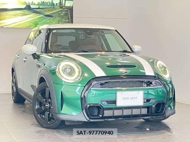 Bmw MINI 2021-08 8074615-7