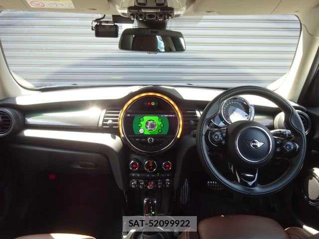 Bmw MINI 2019-08 8100471-10