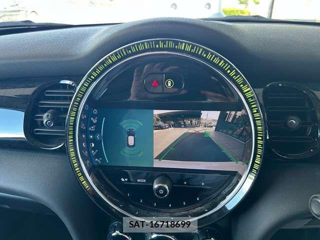 Bmw MINI 2023-07 8208743-16