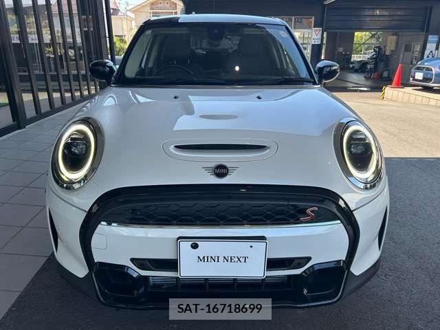 Bmw MINI 2023-07 8208743-1