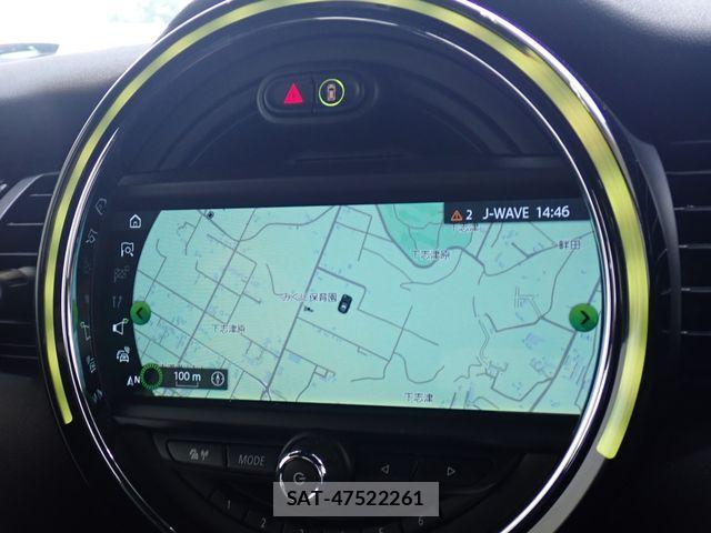 Bmw MINI 2018-07 8245936-16