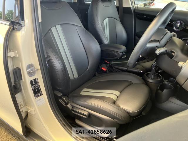 Bmw MINI 2020-01 8354968-13