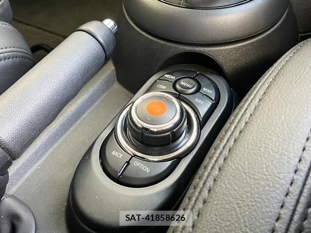 Bmw MINI 2020-01 8354968-18