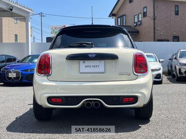 Bmw MINI 2020-01 8354968-4
