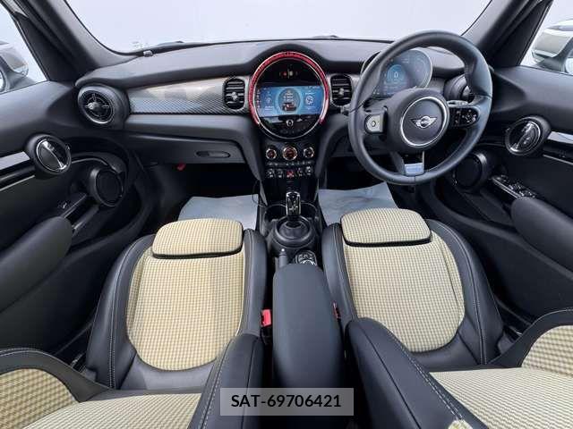 Bmw MINI 2023-03 8367023-1