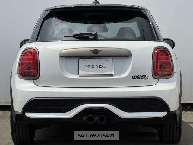 Bmw MINI 2023-03 8367023-4
