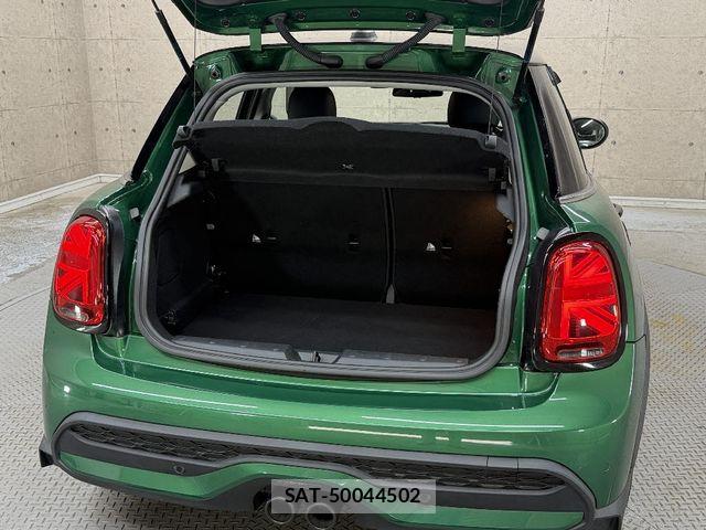 Bmw MINI 2022-09 8367025-11