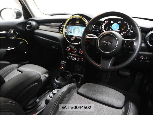 Bmw MINI 2022-09 8367025-18