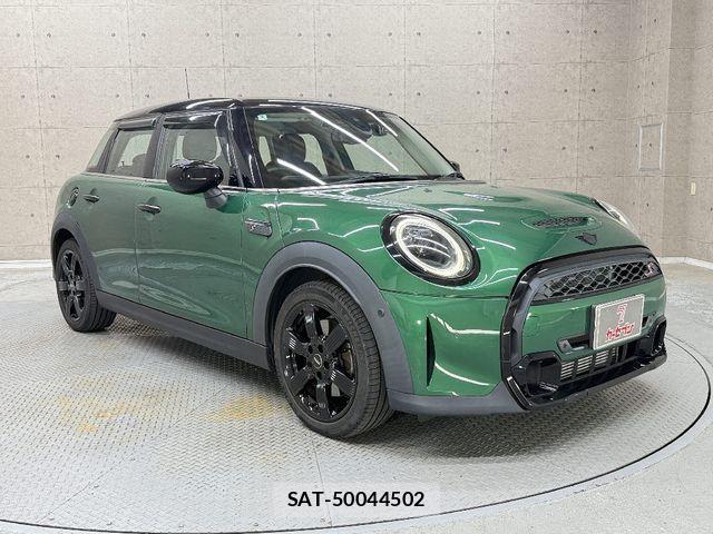Bmw MINI 2022-09 8367025-6