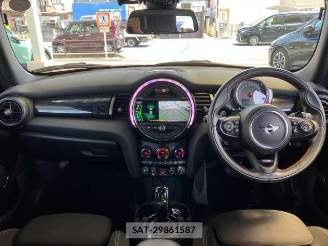 Bmw MINI 2020-10 8413621-1