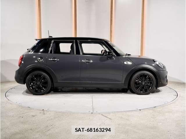 Bmw MINI 2019-01 8457914-20