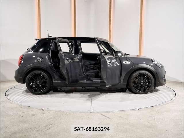 Bmw MINI 2019-01 8457914-21