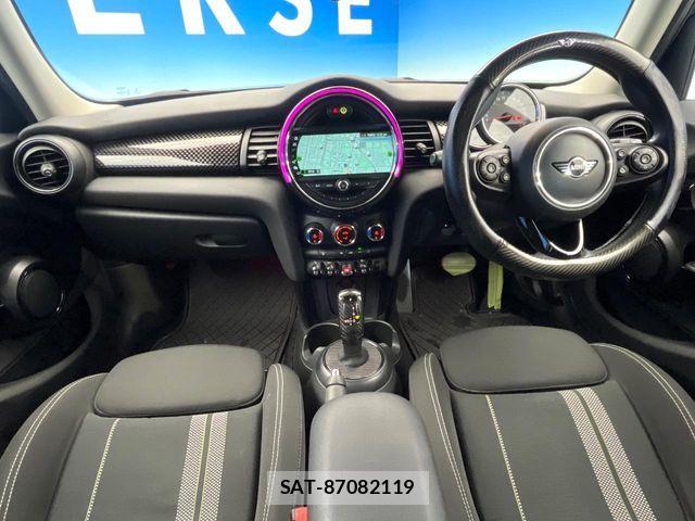 Bmw MINI 2018-12 8457917-1