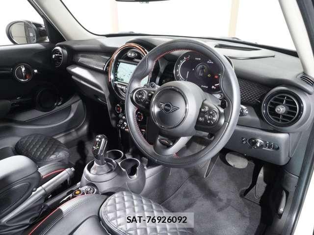 Bmw MINI 2021-08 8485755-13